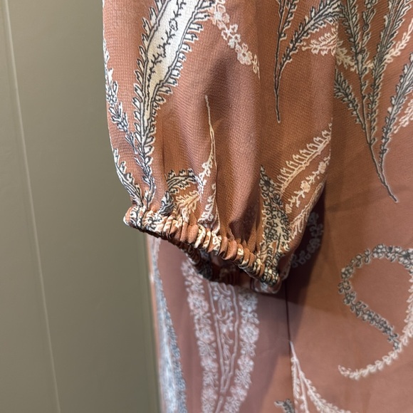 LOFT OUTLET Women’s Medium PAISLEY V NECK PLEAT FRONT BOHO SHIFT MINI DRESS - Picture 6 of 10